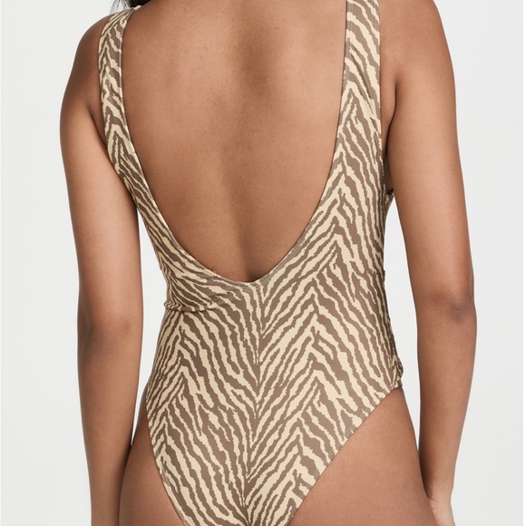 NWT charlie holiday Effie print one piece swimsuit - Picture 2 of 8